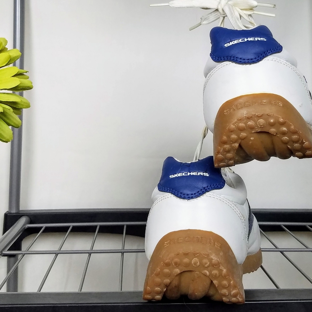 sneakers - Picture 6 of 7